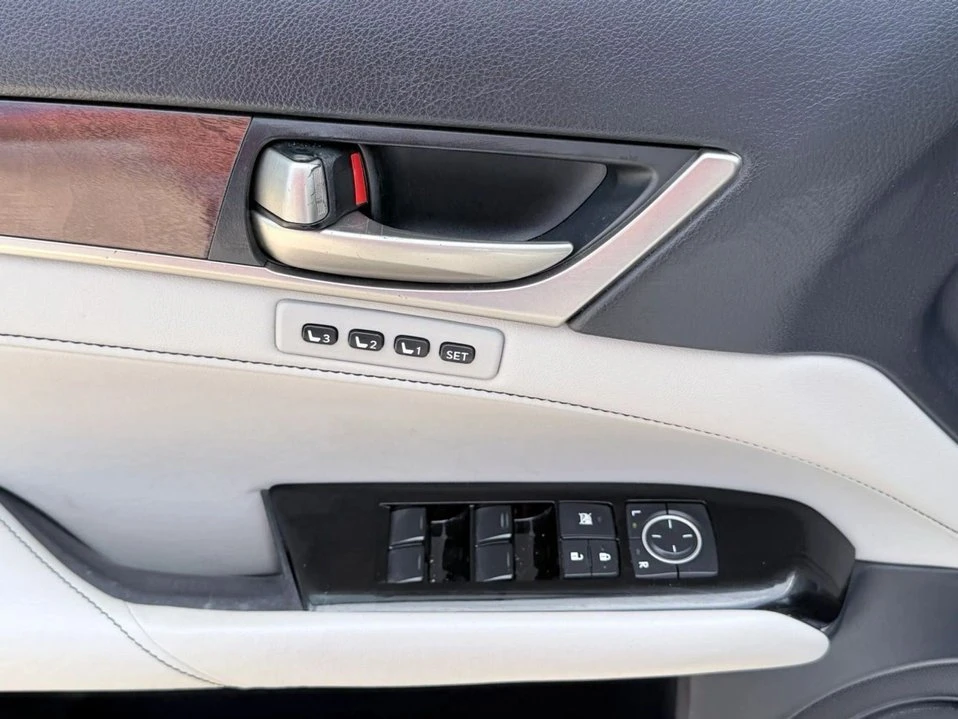 2013 Lexus GS 4th Gen - Image 16 of 20