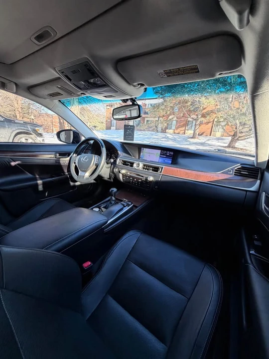2013 Lexus GS 4th Gen - Image 18 of 20