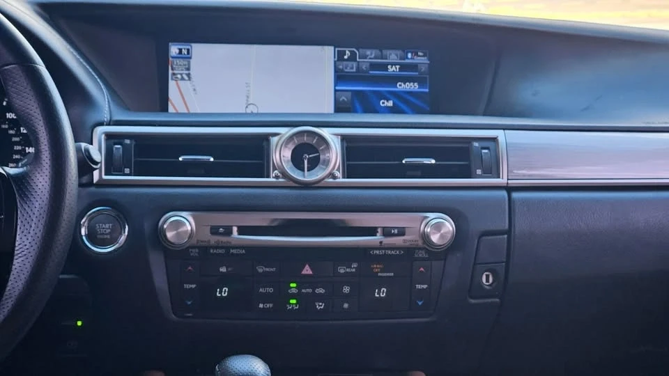 2013 Lexus GS 4th Gen - Image 16 of 19