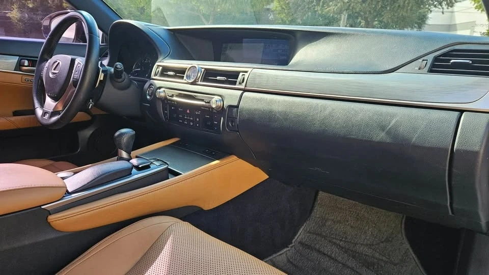 2013 Lexus GS 4th Gen - Image 8 of 19