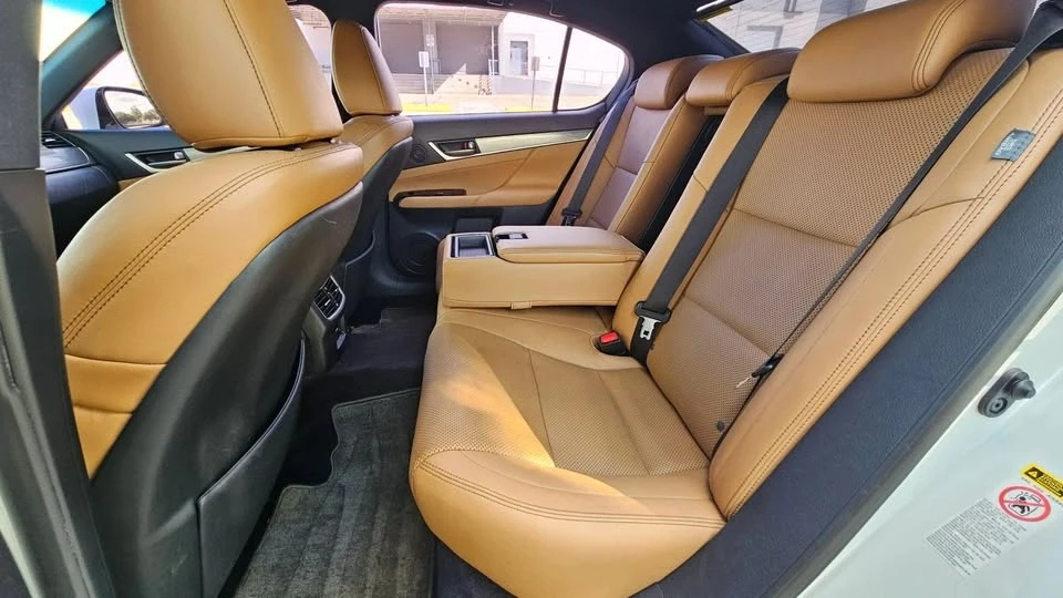 2013 Lexus GS 4th Gen - Image 12 of 19