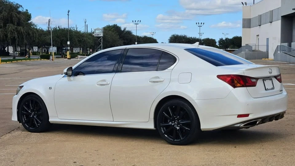 2013 Lexus GS 4th Gen - Image 3 of 19