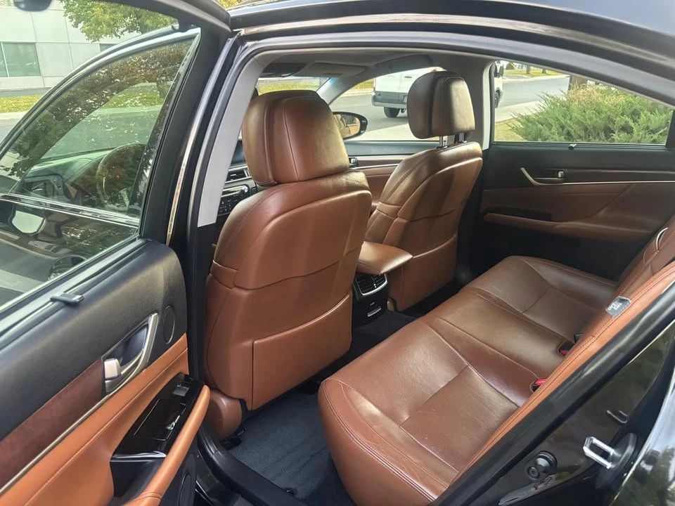 2013 Lexus GS 4th Gen - Image 10 of 18
