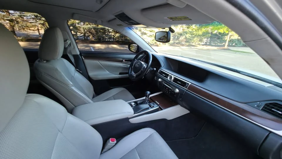 2013 Lexus GS 4th Gen - Image 8 of 21