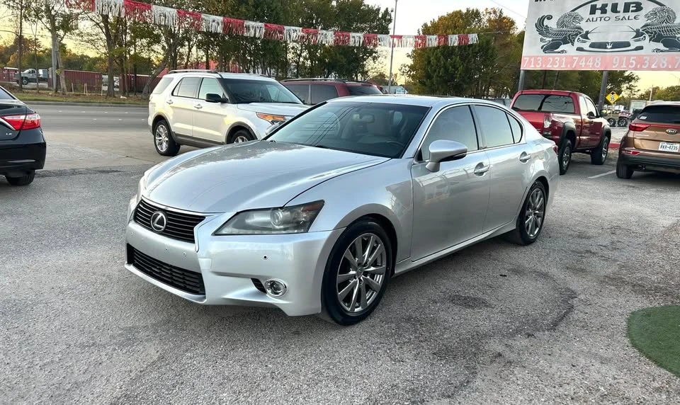2013 Lexus GS 4th Gen - Image 3 of 16
