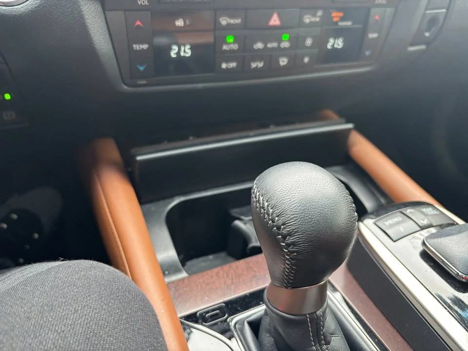 2013 Lexus GS 4th Gen - Image 11 of 16