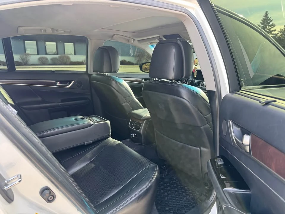 2013 Lexus GS 4th Gen - Image 18 of 19