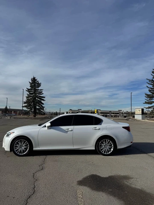 2013 Lexus GS 4th Gen - Image 10 of 19