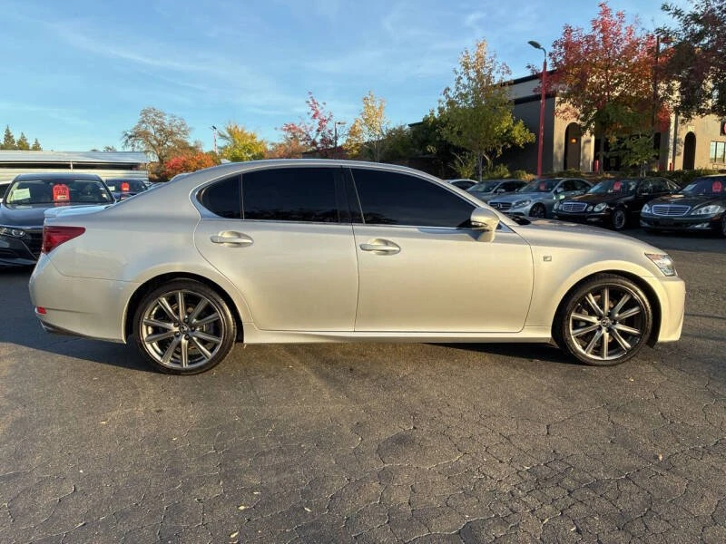 2013 Lexus GS 4th Gen - Image 8 of 16