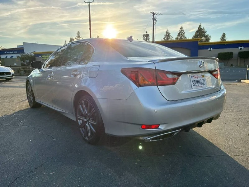 2013 Lexus GS 4th Gen - Image 5 of 16