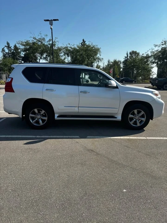 2013 Lexus GX 2nd Gen - Image 6 of 18