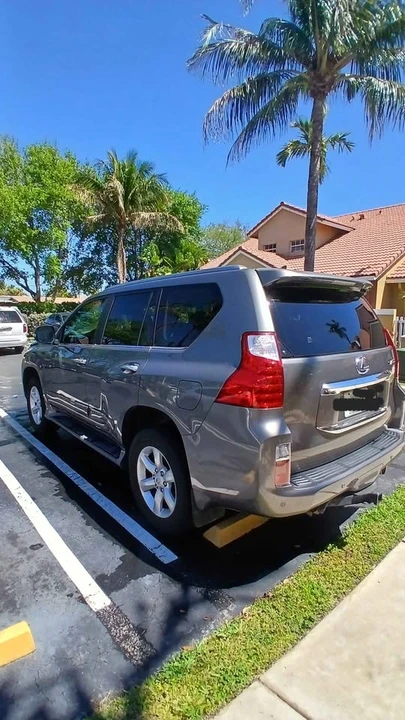 2013 Lexus GX 2nd Gen - Image 2 of 20
