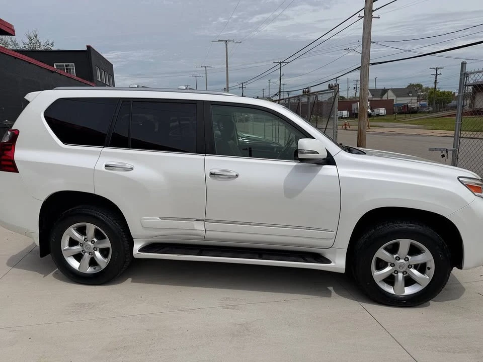 2013 Lexus GX 2nd Gen - Image 3 of 14