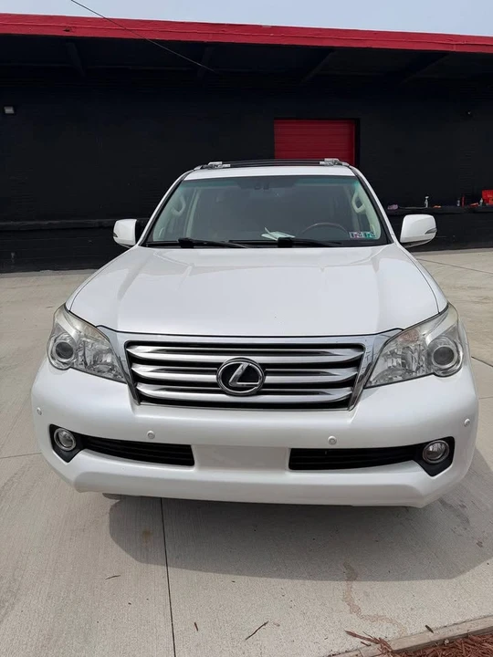 2013 Lexus GX 2nd Gen - Image 2 of 14