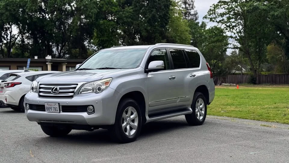 2013 Lexus GX 2nd Gen - Image 2 of 18