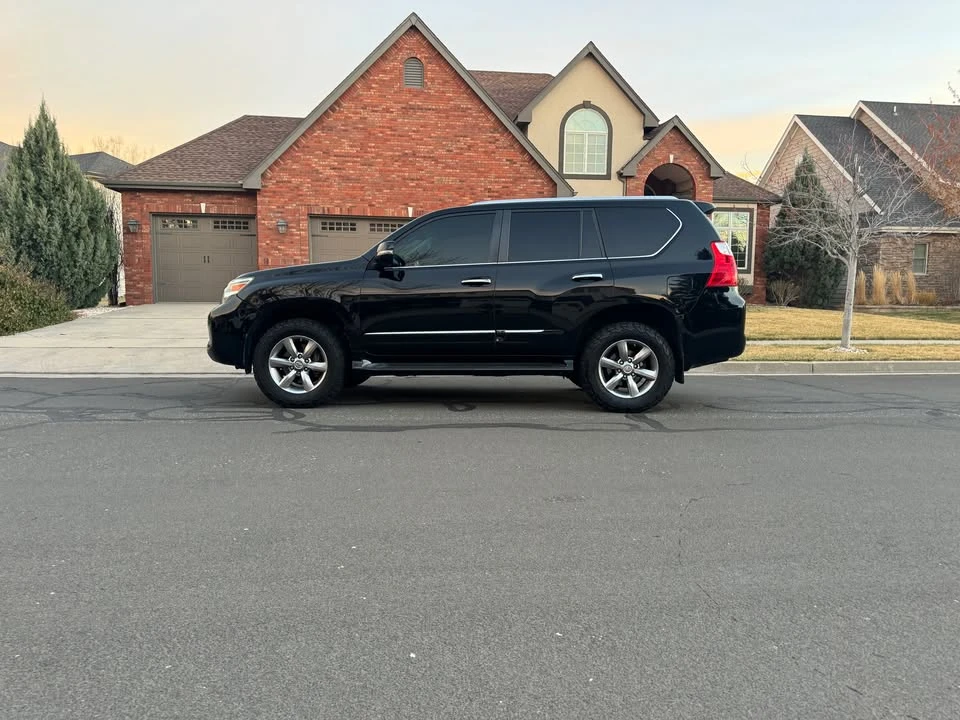 2013 Lexus GX 2nd Gen - Image 2 of 20