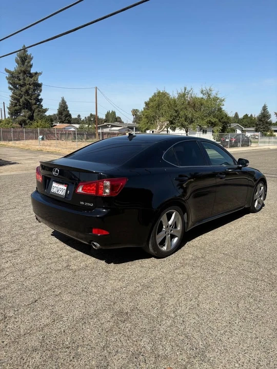 2013 Lexus IS 2nd Gen - Image 3 of 8