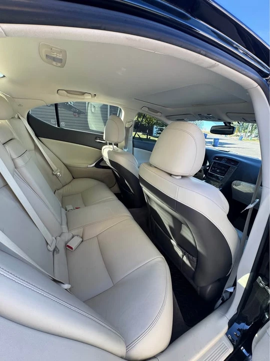 2013 Lexus IS 2nd Gen - Image 8 of 9