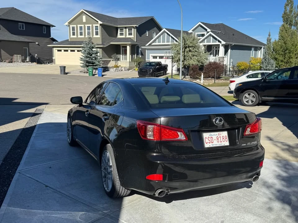 2013 Lexus IS 2nd Gen - Image 4 of 9