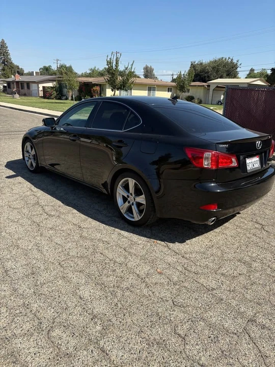 2013 Lexus IS 2nd Gen - Image 4 of 8