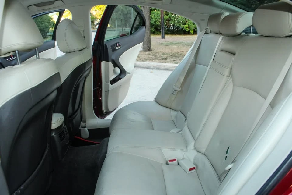 2013 Lexus IS 2nd Gen - Image 10 of 20