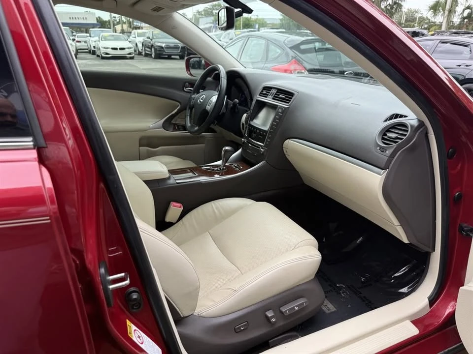 2013 Lexus IS 2nd Gen - Image 12 of 20