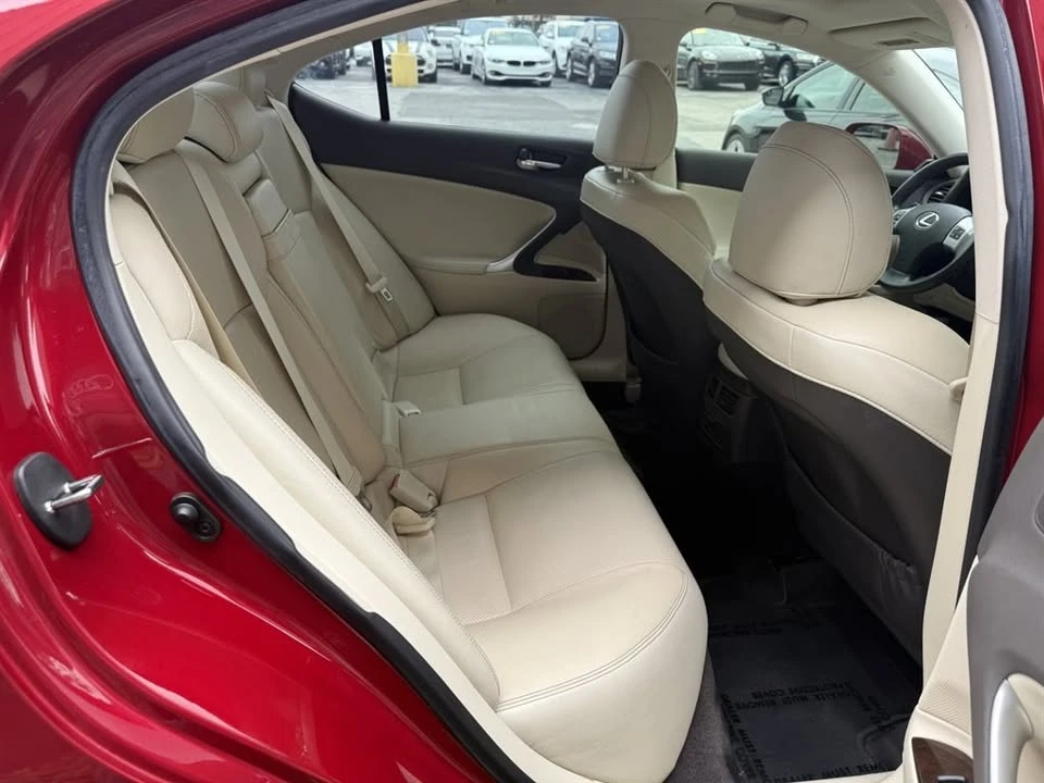 2013 Lexus IS 2nd Gen - Image 11 of 20