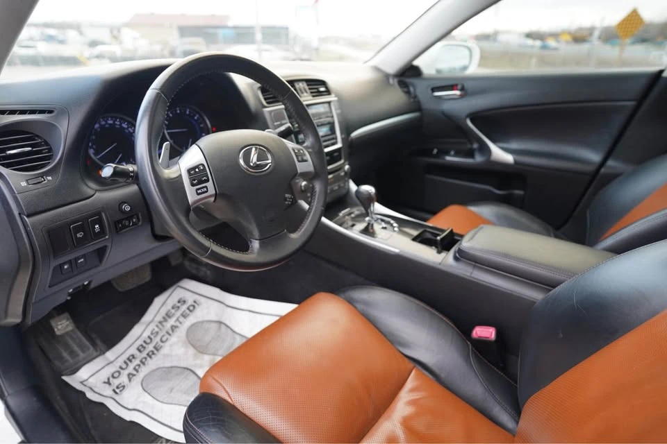 2013 Lexus IS 2nd Gen - Image 9 of 15