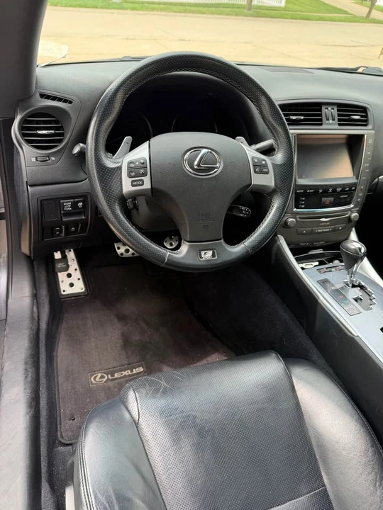 2013 Lexus IS 2nd Gen - Image 11 of 20