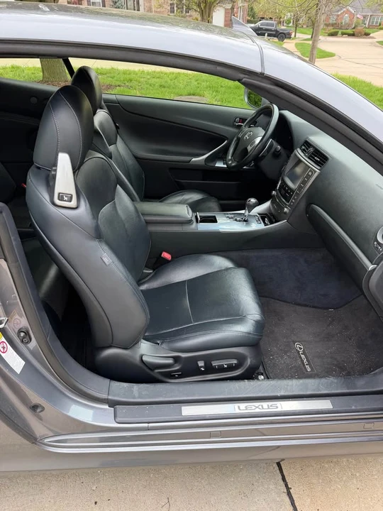 2013 Lexus IS 2nd Gen - Image 19 of 20