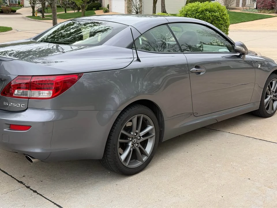 2013 Lexus IS 2nd Gen - Image 17 of 20