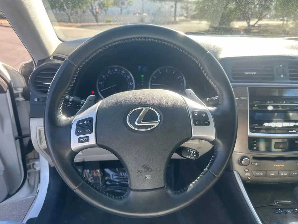 2013 Lexus IS 2nd Gen - Image 11 of 19