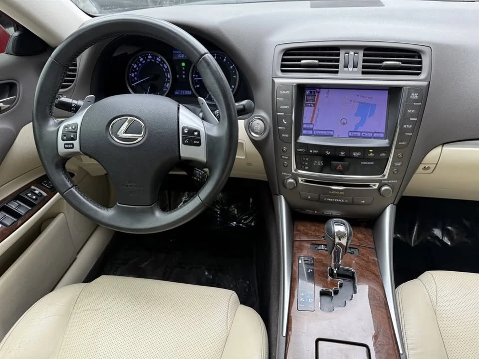 2013 Lexus IS 2nd Gen - Image 15 of 20