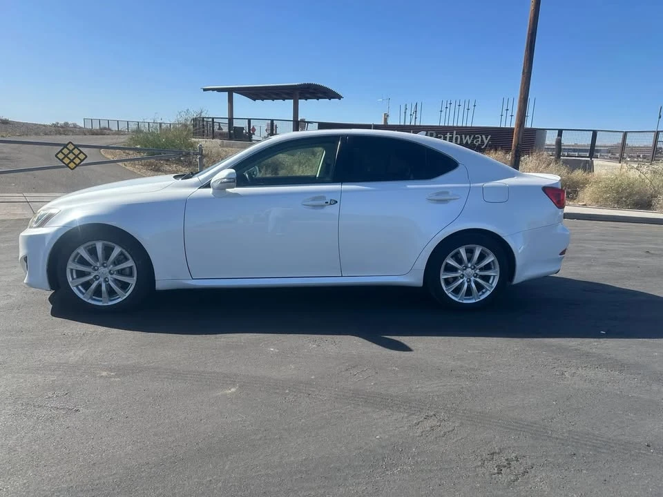 2013 Lexus IS 2nd Gen - Image 5 of 19