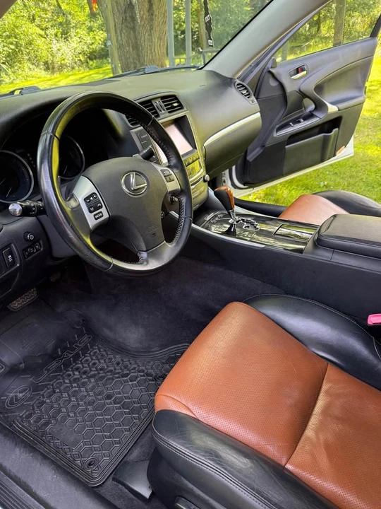 2013 Lexus IS 2nd Gen - Image 11 of 11