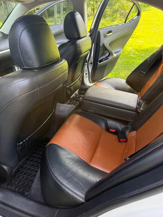 2013 Lexus IS 2nd Gen - Image 10 of 11