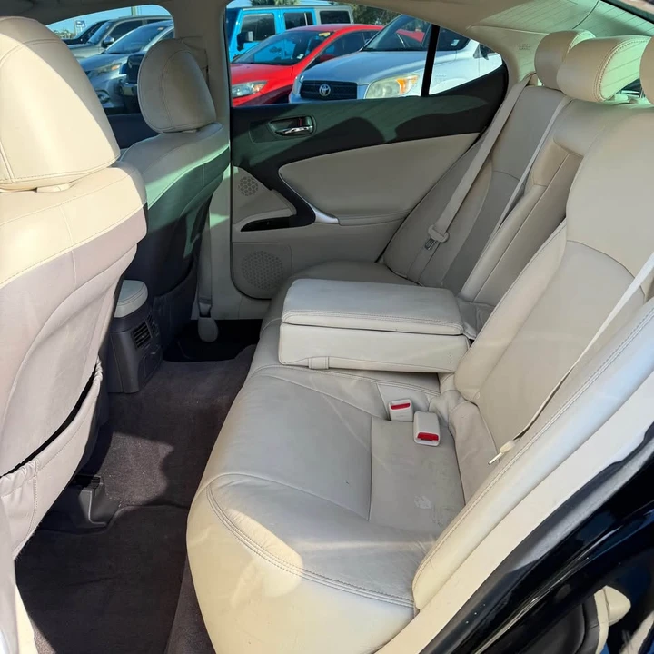 2013 Lexus IS 2nd Gen - Image 10 of 19