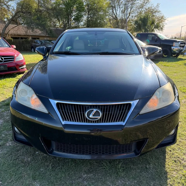 2013 Lexus IS 2nd Gen - Image 9 of 19