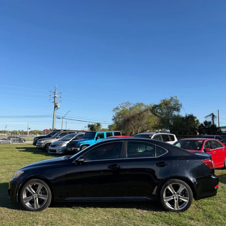 2013 Lexus IS 2nd Gen - Image 4 of 19