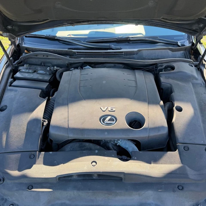 2013 Lexus IS 2nd Gen - Image 18 of 19