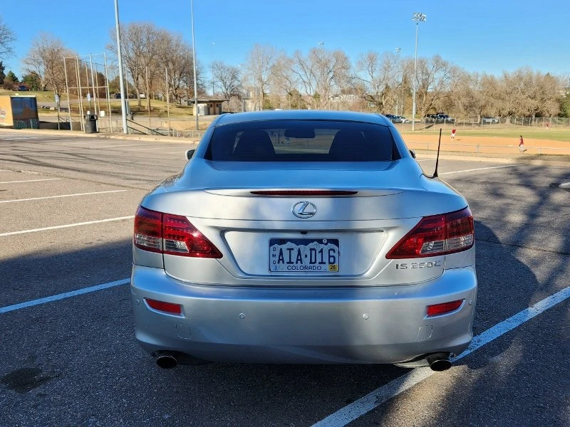 2013 Lexus IS 2nd Gen - Image 4 of 18