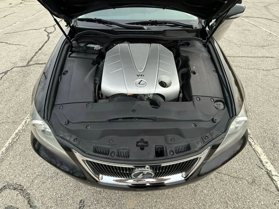 2013 Lexus IS 2nd Gen - Image 10 of 19