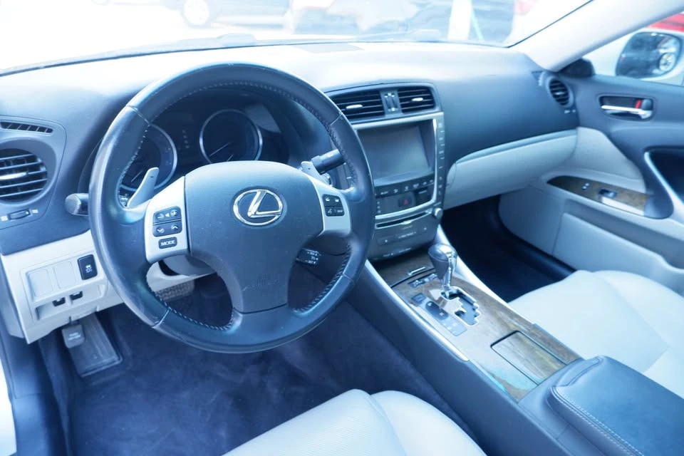 2013 Lexus IS 2nd Gen - Image 10 of 20