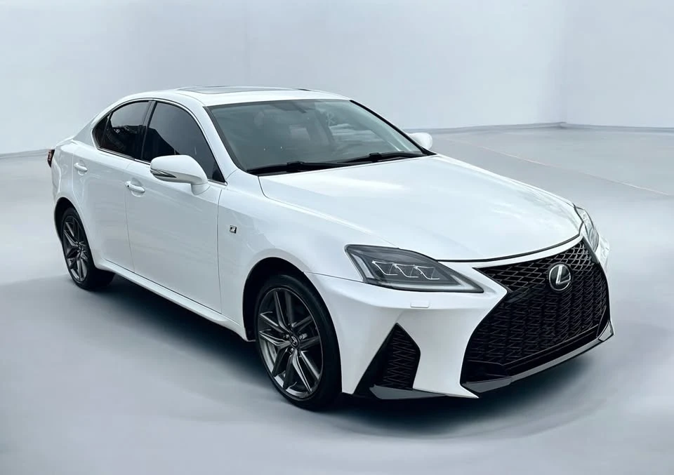 2013 Lexus IS 2nd Gen - Image 2 of 14