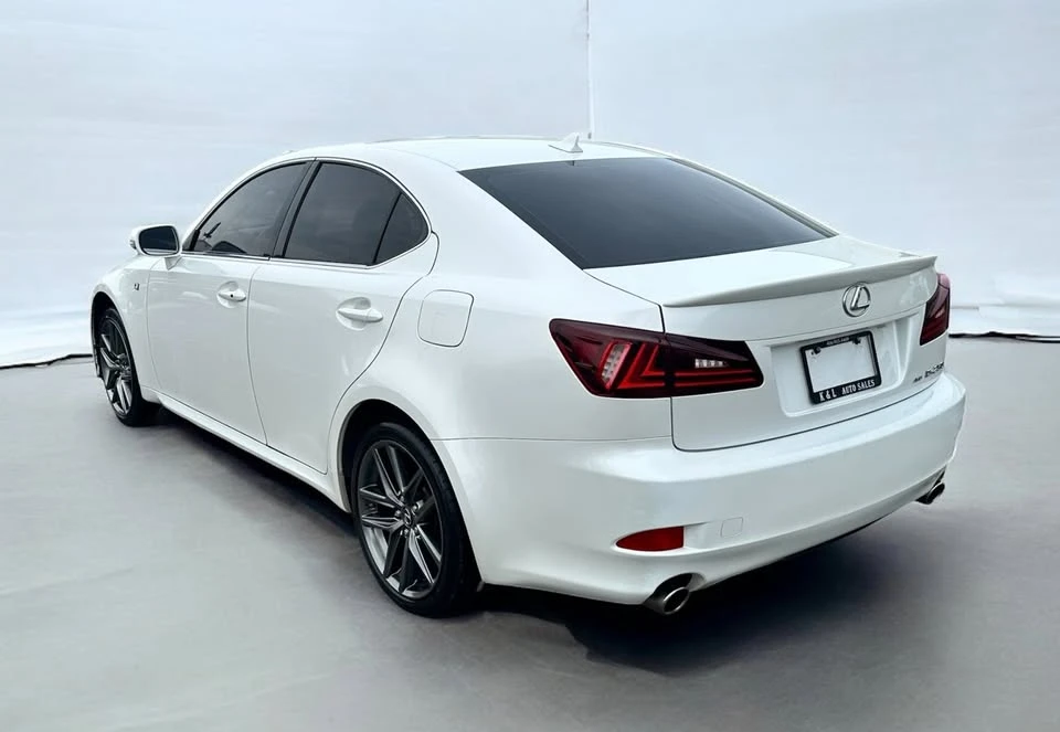 2013 Lexus IS 2nd Gen - Image 4 of 14
