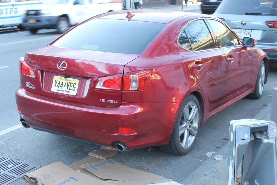 2013 Lexus IS 2nd Gen - Image 5 of 8