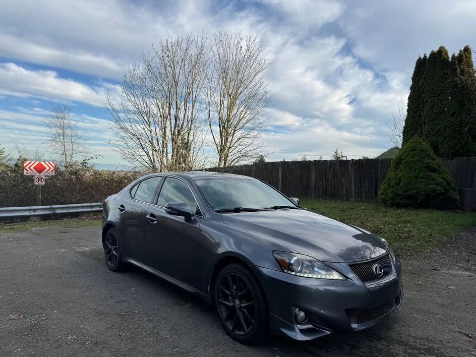 2013 Lexus IS 2nd Gen - Image 3 of 15