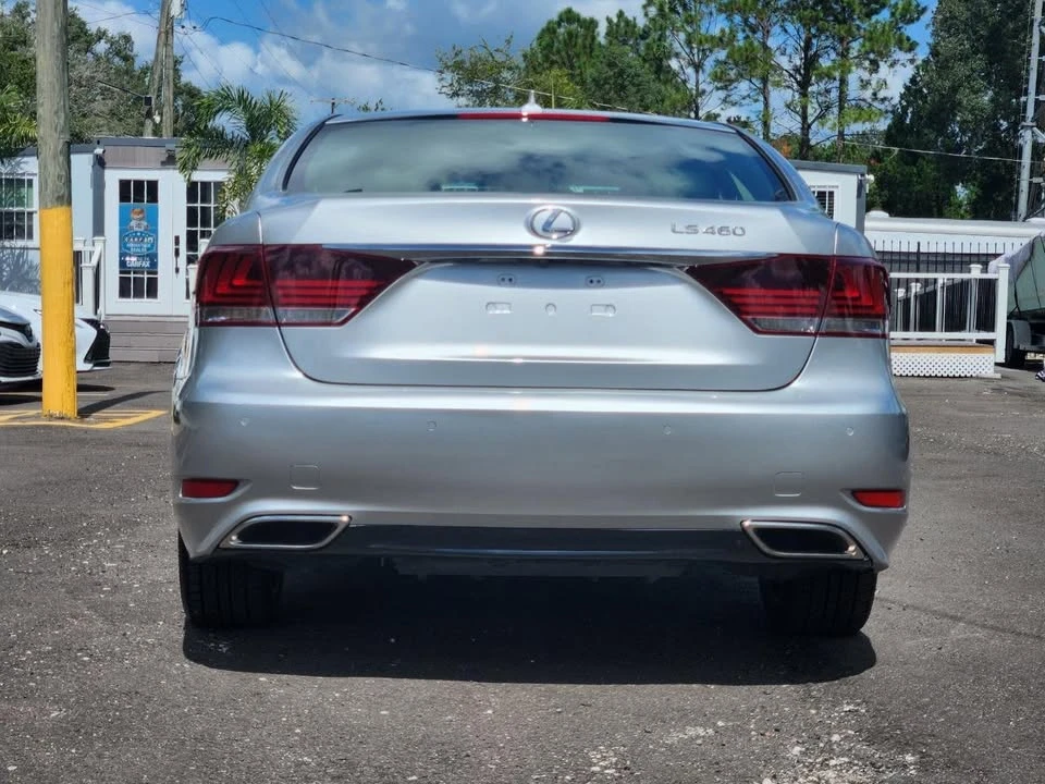 2013 Lexus LS 4th Gen - Image 5 of 19