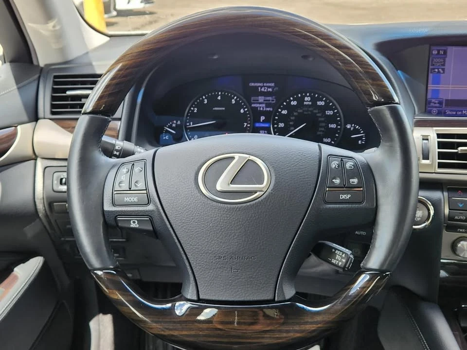2013 Lexus LS 4th Gen - Image 12 of 19