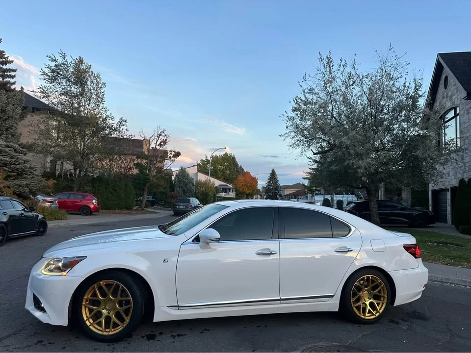 2013 Lexus LS 4th Gen - Image 3 of 12